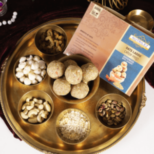 Oats laddu ( jaggery ) 400g