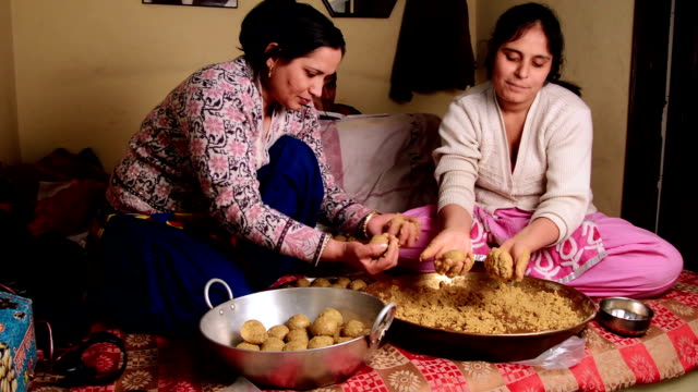 Gond laddu in pregnancy